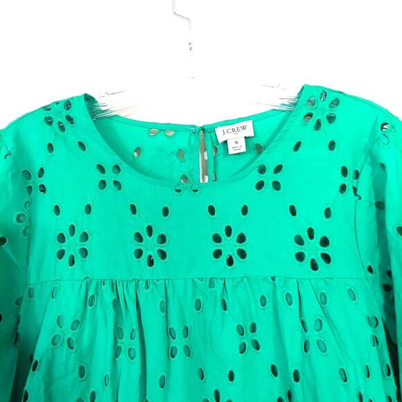 ☆☆SOLD☆☆ J. Crew Kelly Green Eyelet Tiered Popover Long Sleeve Baby Doll Top - Picture 3 of 6